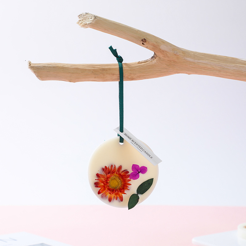 Comprimé d'aromathérapie avec fleurs séchées