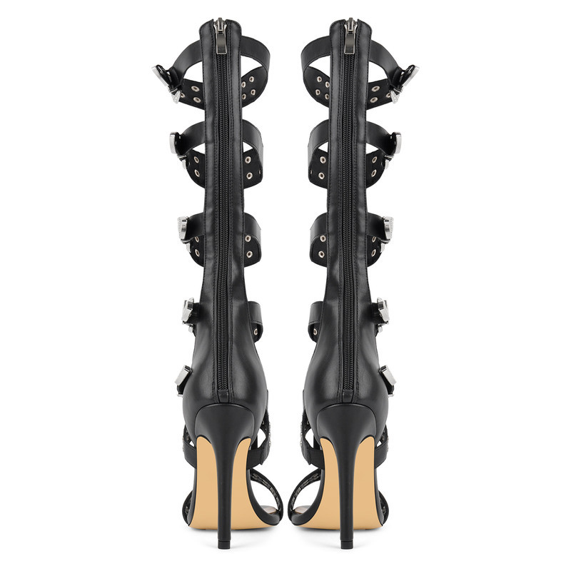 Stiletto Sandalen mit spitzer Zehenpartie und Nietenverschluss