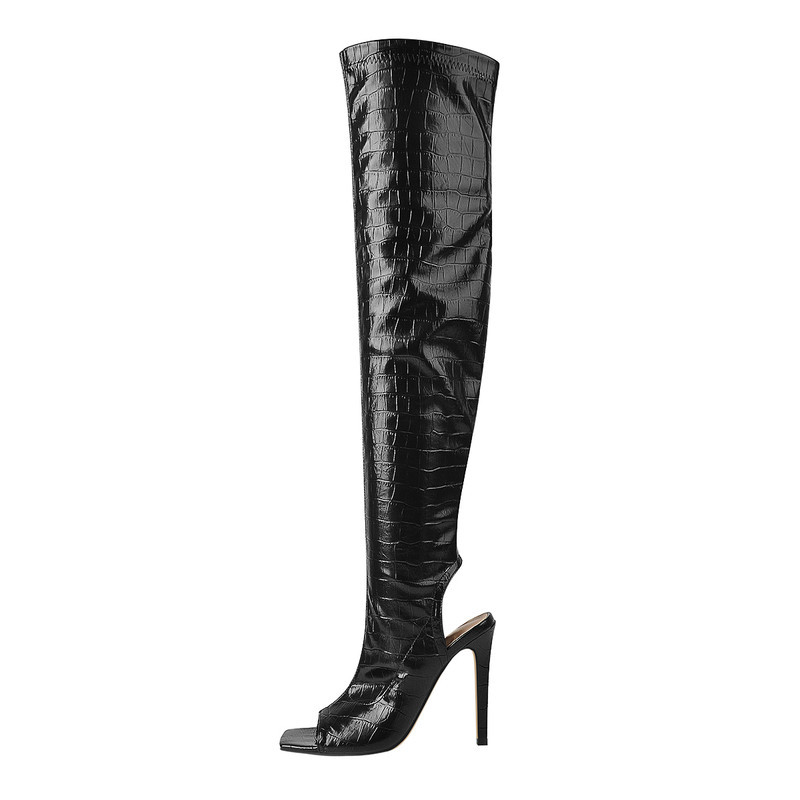 overknee Stiefel Lackleder Pfennigabsatz offener und quadratischer Zeh