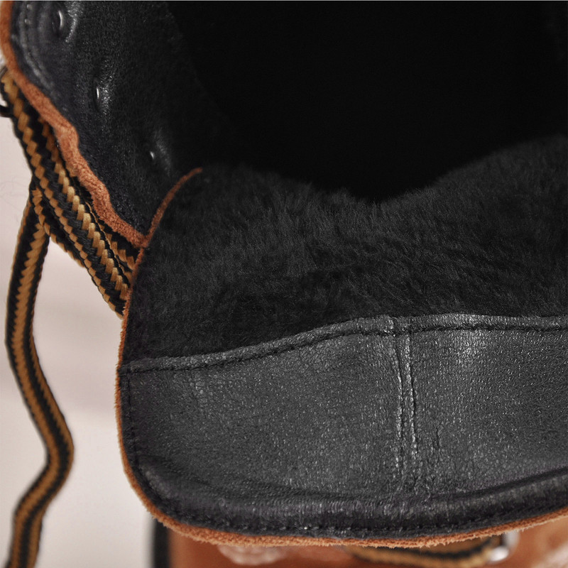 Plateau-Schnürstiefel aus dem Segeltuch mit klobigem Absatz