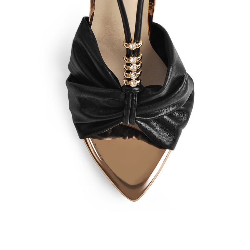 Stiletto Sandalen mit Knöchelriemen