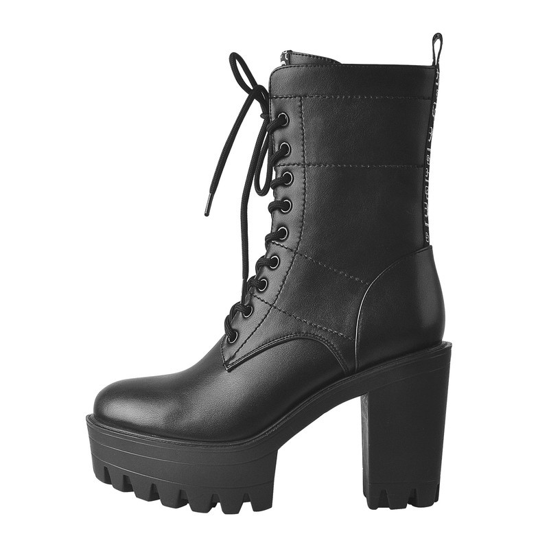 Stiefeletten mit Plateau und Schnürsenkel