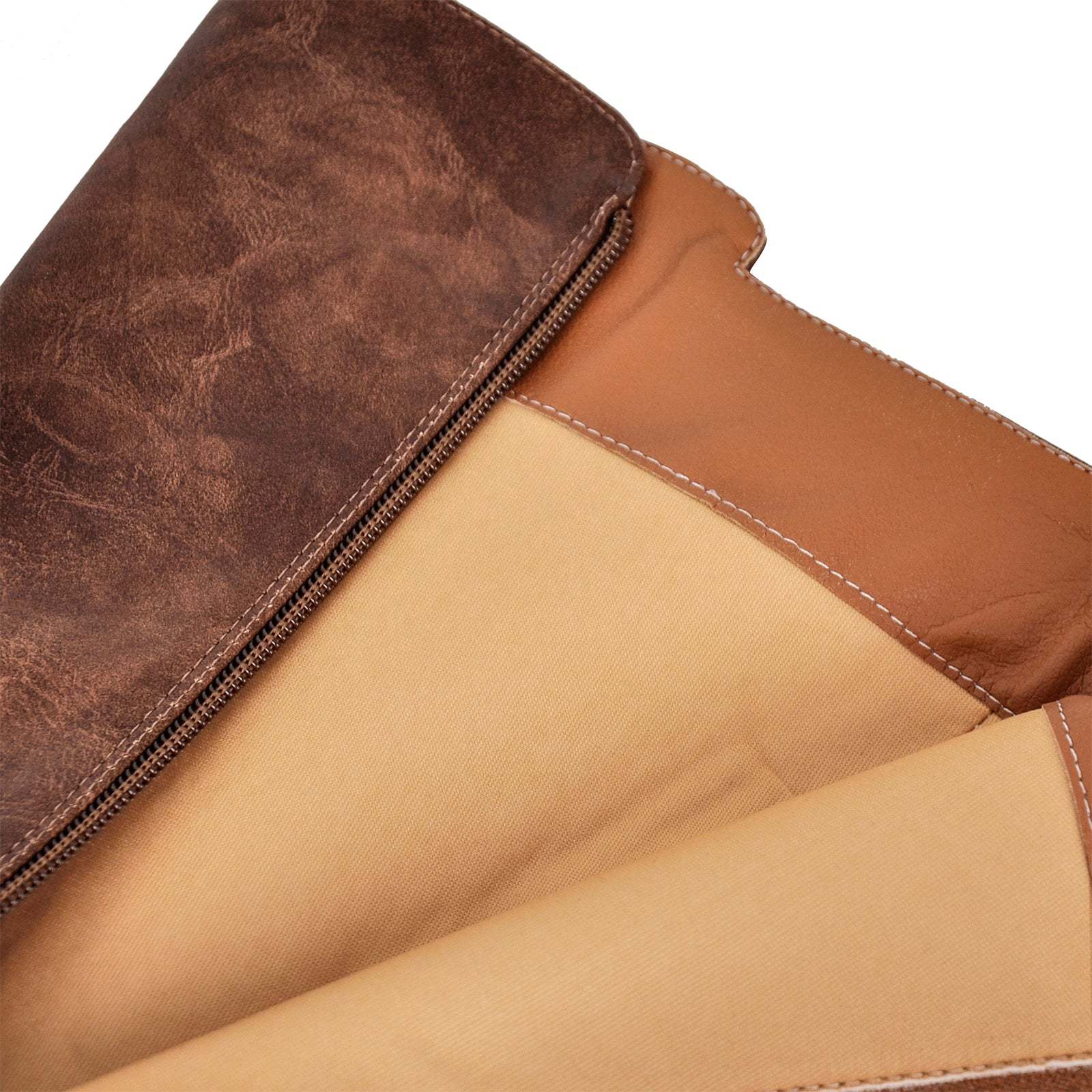 Langschaft Stiefel mit Blockabsatz verzierte Schnallen Weitschaft Schlupstiefel