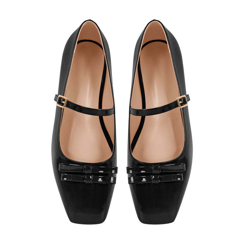 Ballerinas mit quadratischer Zehenpartie