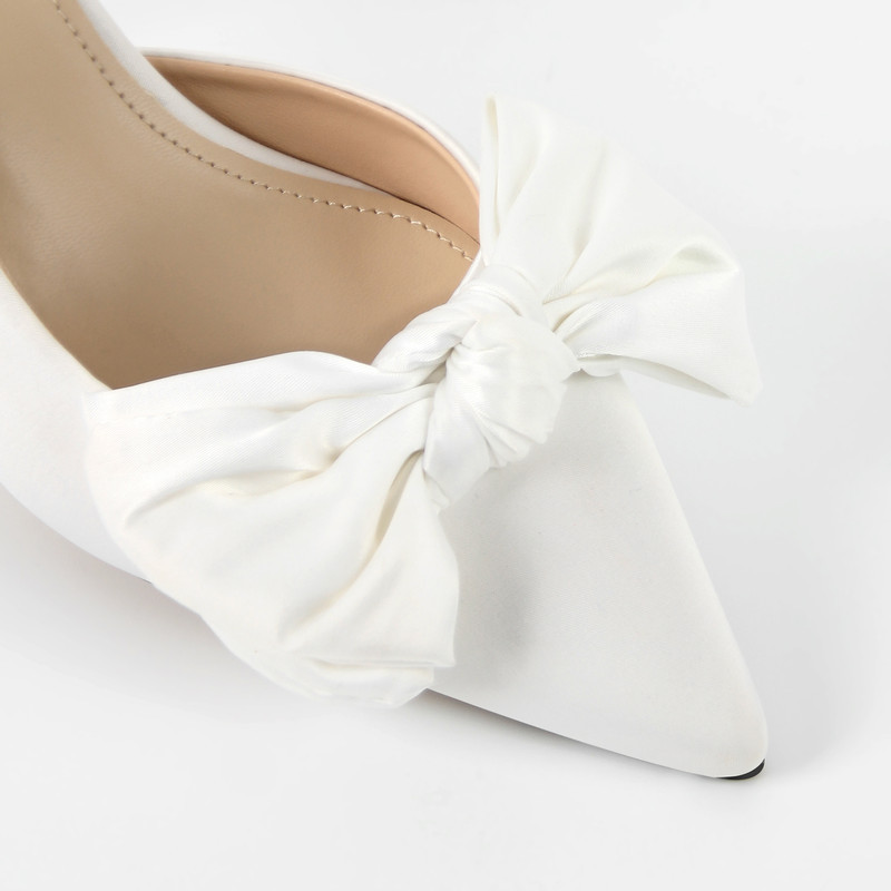 Spitze Zehenpartie Schleife Kittenabsatz Slingpumps