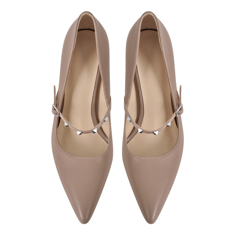 Niete Ristriemchen Hoher Absatz spitze Pumps