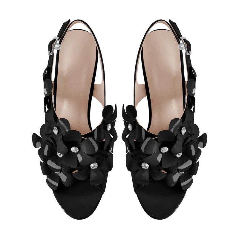 Sandalen mit Plateausohle und klobigem Absatz und Blumenmuster