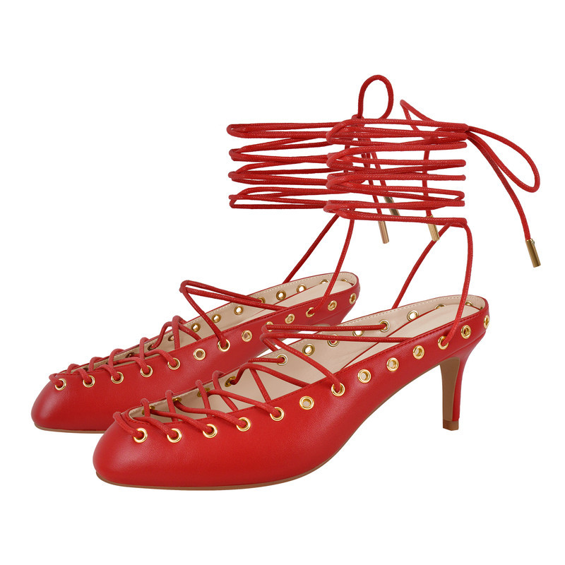 Pantoletten mit runder Zehenpartie und Schnürung