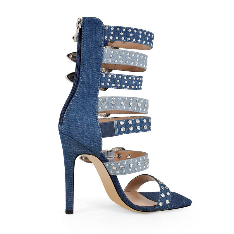 Stiletto Sandalen mit Nietenverschluss