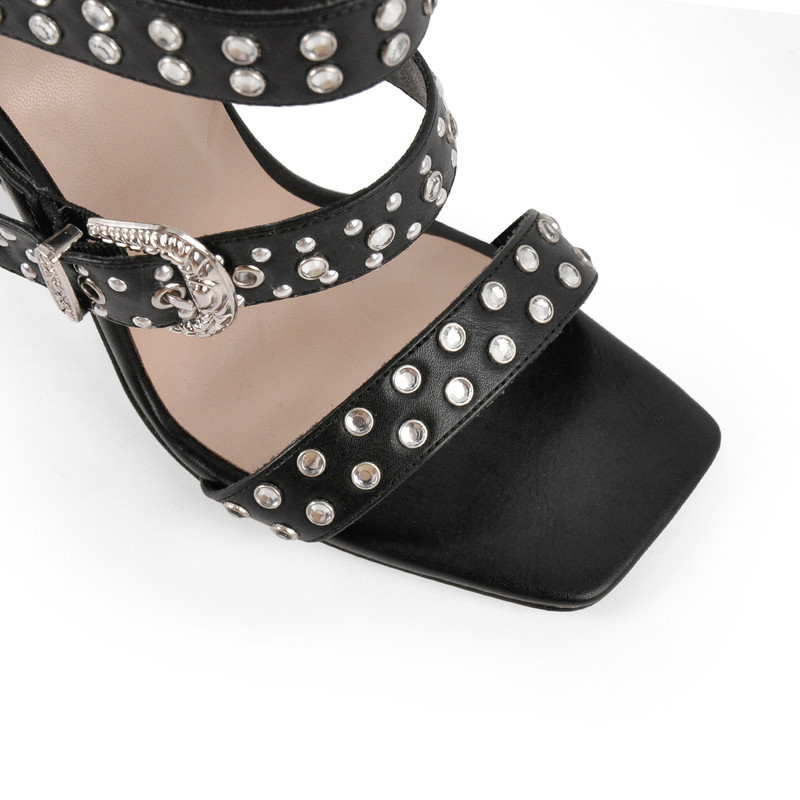 Stiletto Sandalen mit Nietenverschluss
