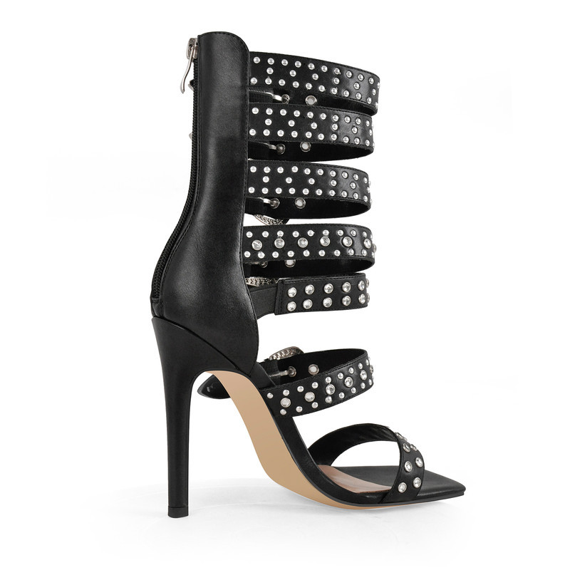 Stiletto Sandalen mit Nietenverschluss
