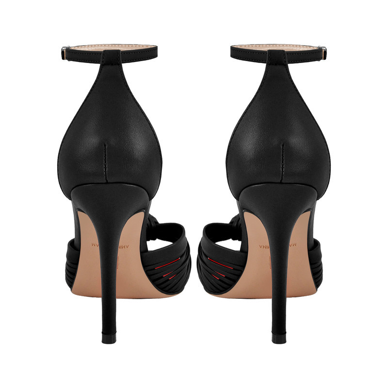 Sandalen mit runder Zehenpartie und Stiletto Absatz