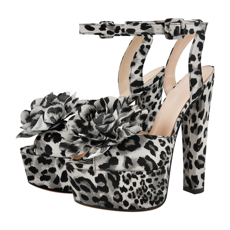Plateau Sandalen mit Leopardenmuster und Blumenmuster