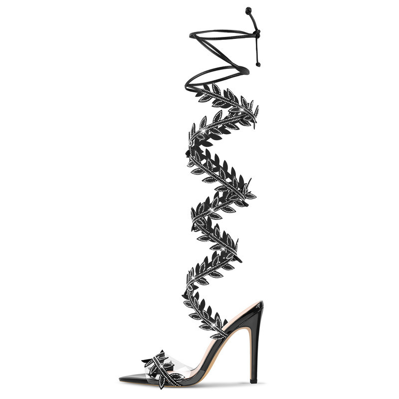 Schwarze High Heel Sandalen mit Rankengewächse Dekoration