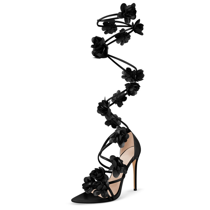 Riemchensandalen mit Blumenmuster und Schnürung