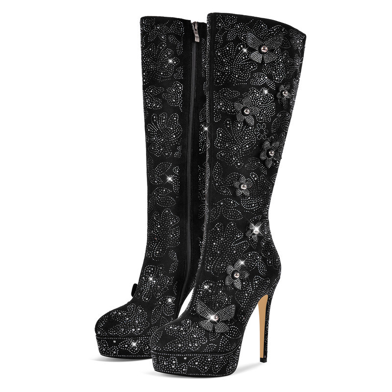 Plateaustiefel mit Strass und Blumen