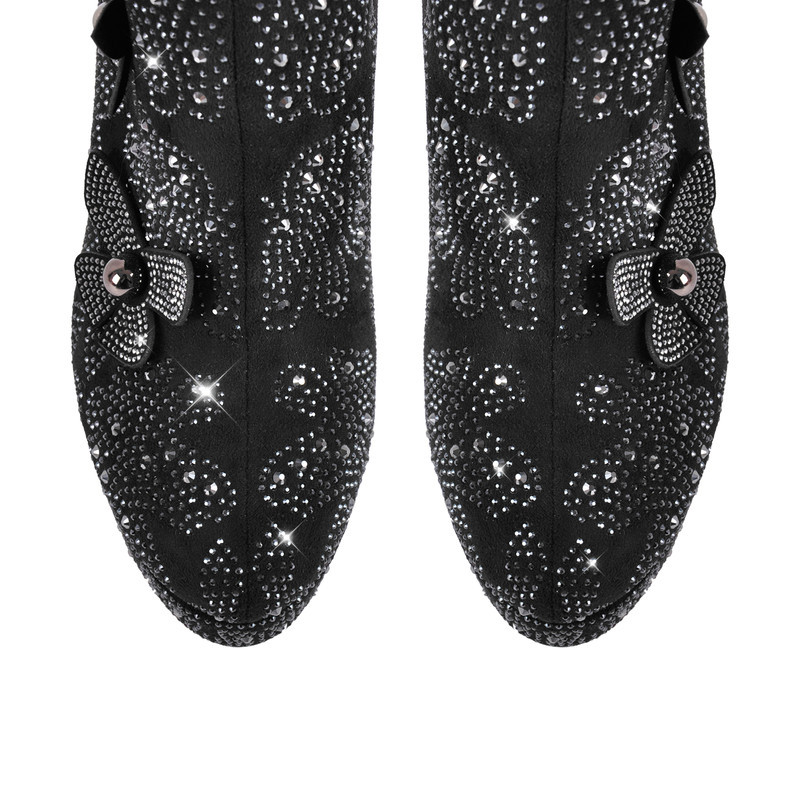 Plateaustiefel mit Strass und Blumen