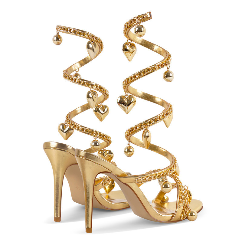 Goldene Anhänger Metallkettenpackungsgurt Sandalen