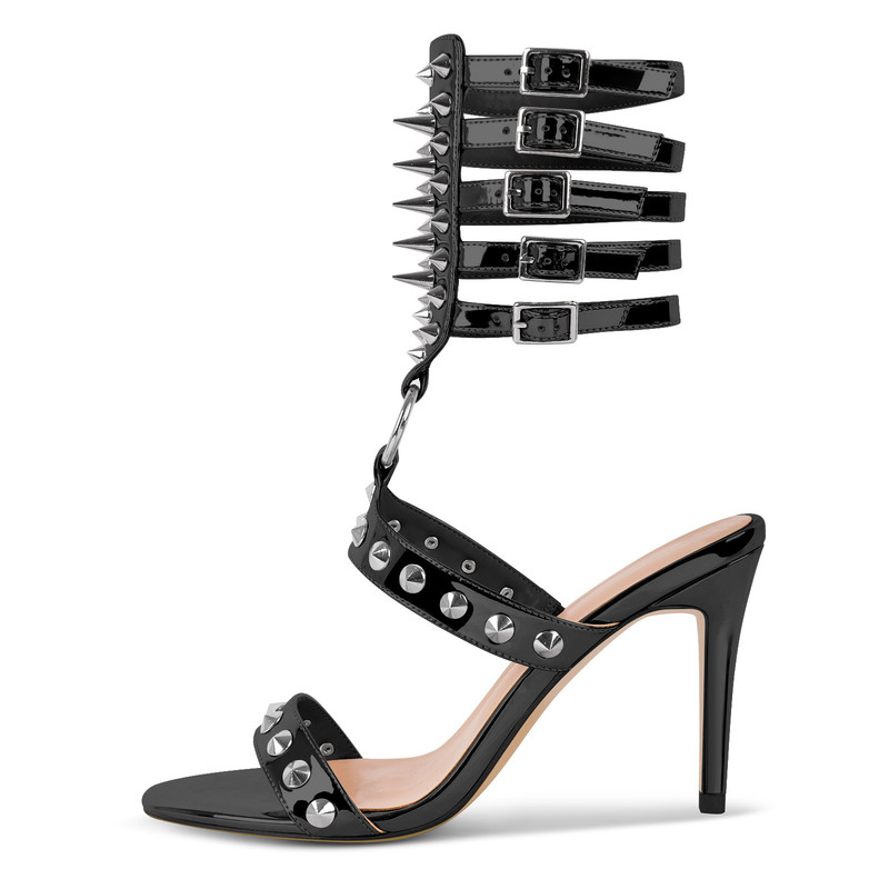 Sandalen mit Riemchen und mehreren Schnallen