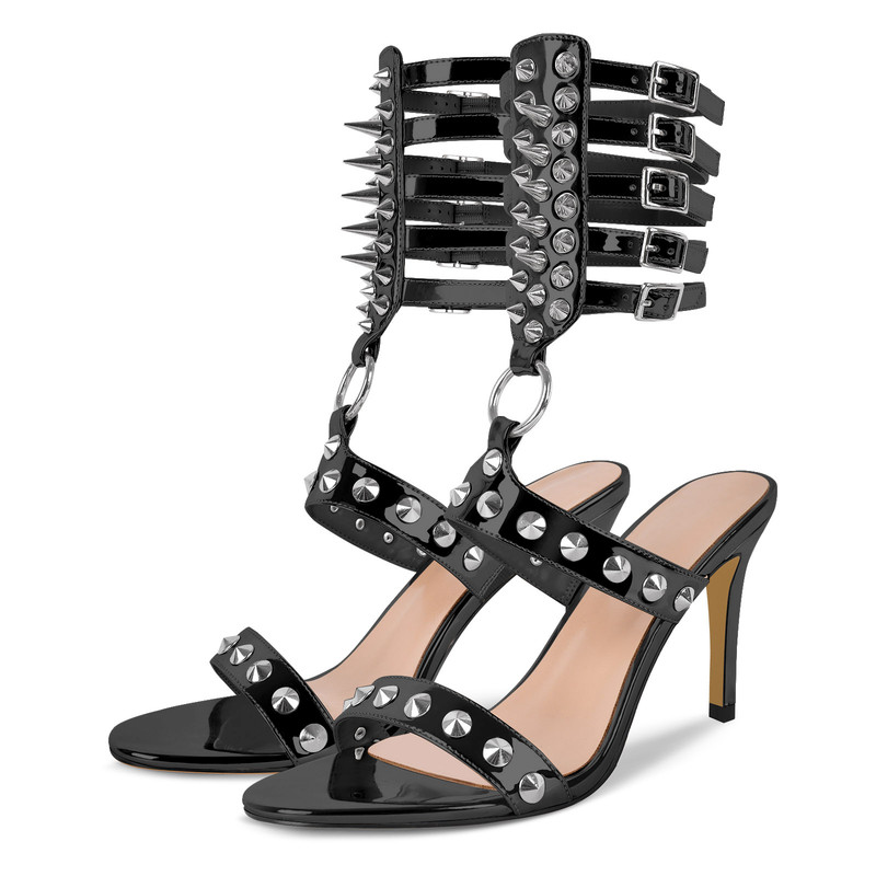 Sandalen mit Riemchen und mehreren Schnallen