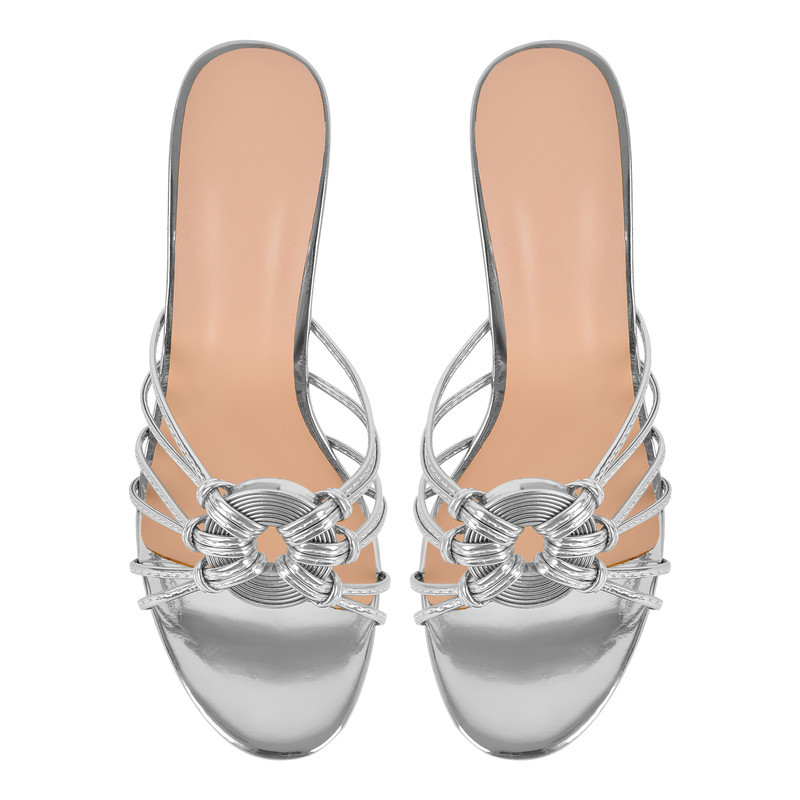 Sandalen mit runder Zehenpartie und Knoten