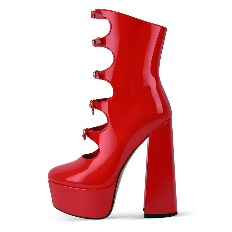 Stiefeletten mit Plateausohle und mehreren Schnallen