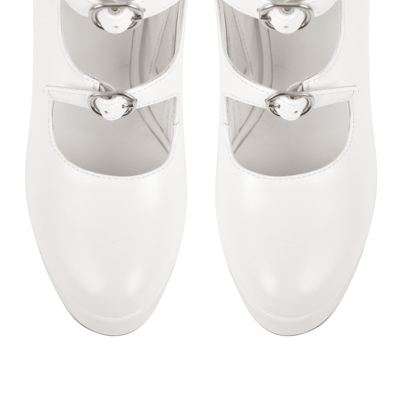 Stiefeletten mit Plateausohle und mehreren Schnallen