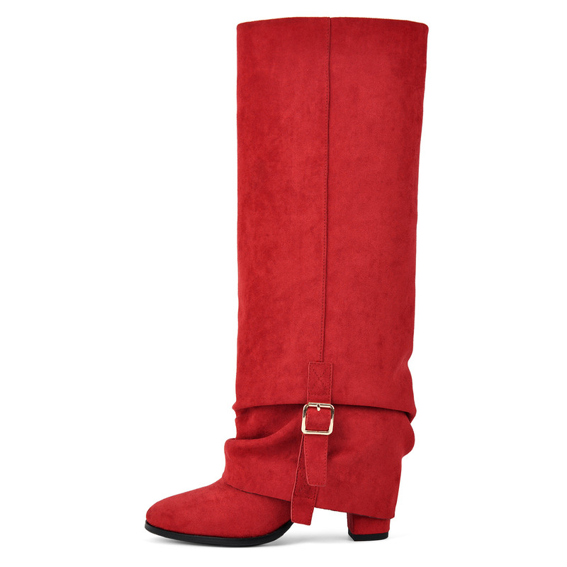 Wildlederstiefel mit runder Zehenpartie und dickem Absatz
