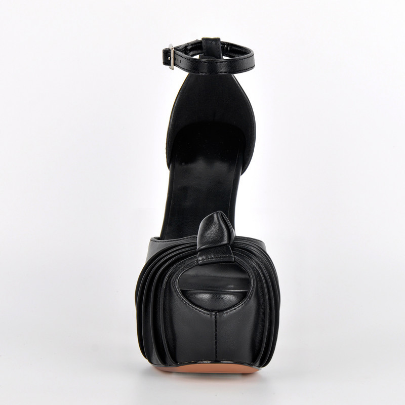 Plateau Stiletto Sandalen mit Knöchelriemchen