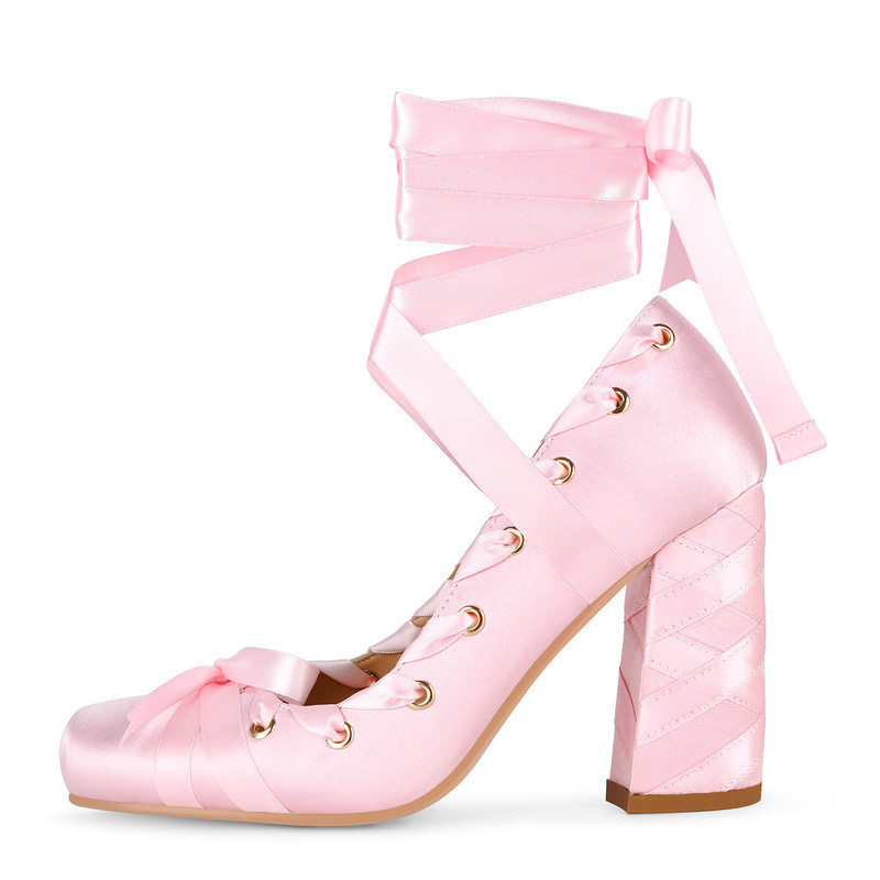 Schnür Pumps mit eckiger Spitze und Satin Schleife