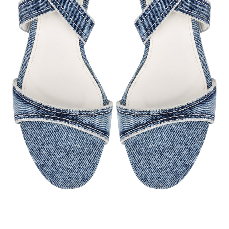 Denim Sandalen mit Knöchelriemchen