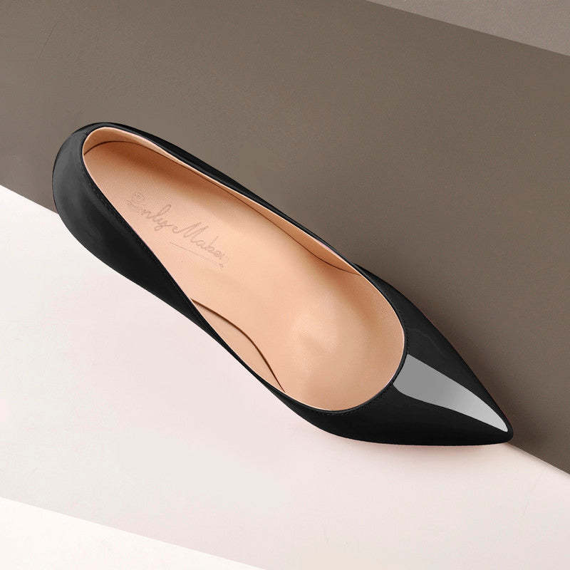 Spitze Pumps zum Hineinschlüpfen mit hohem Absatz