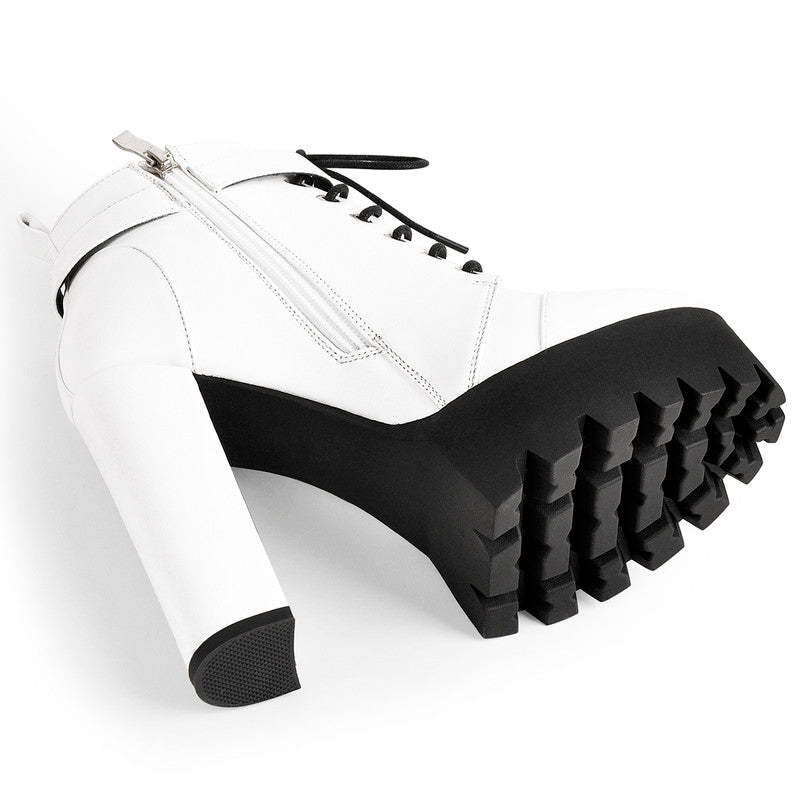 Plateau Stiefeletten mit klobigem Absatz