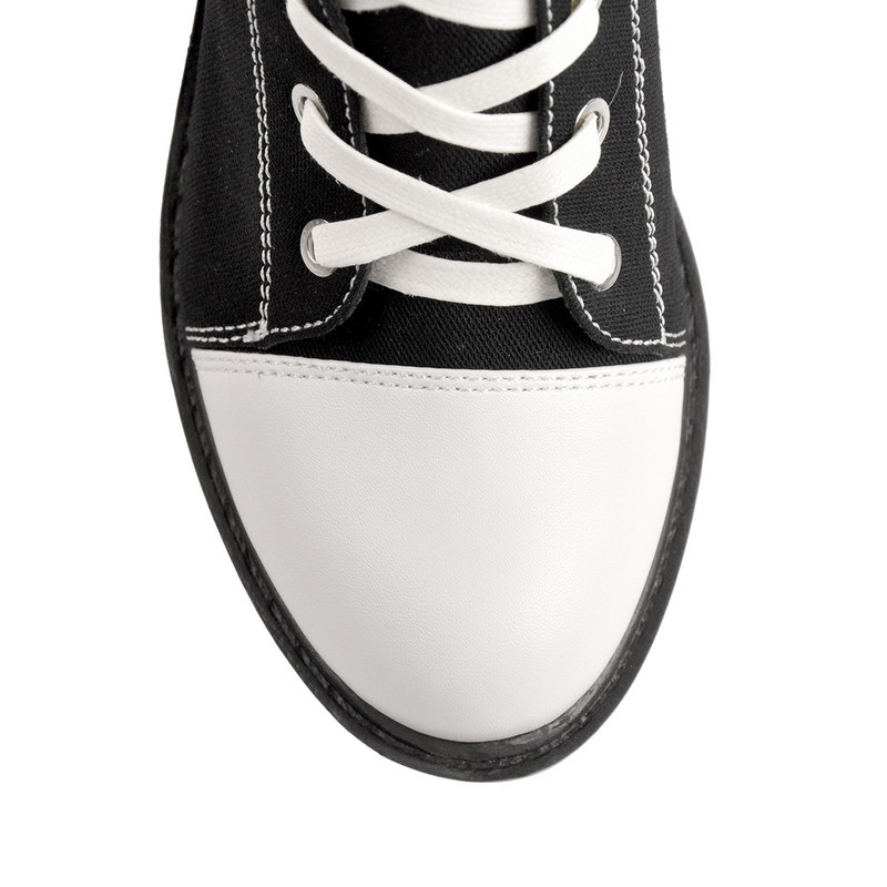 Canvas Stiefel mit Plateau-Schnürung