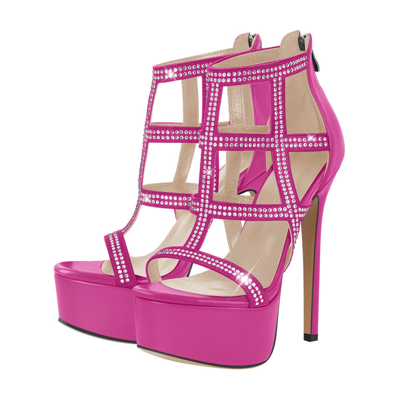 Sandalen mit runder Spitze und Absatz und Rauten Plateau