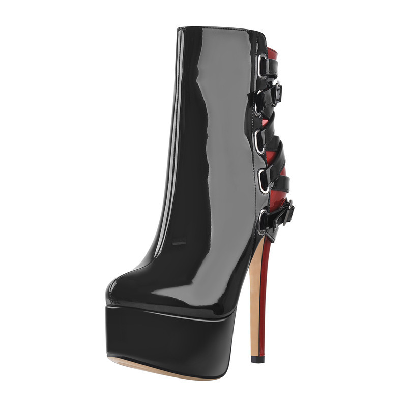 Stiefeletten mit spitzer Zehenpartie und Riemen