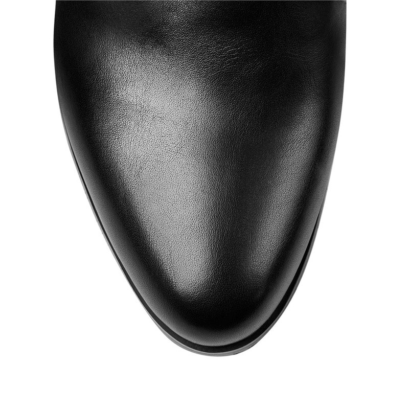 Kniestiefel mit stabilem Absatz und Seitenreißverschluss