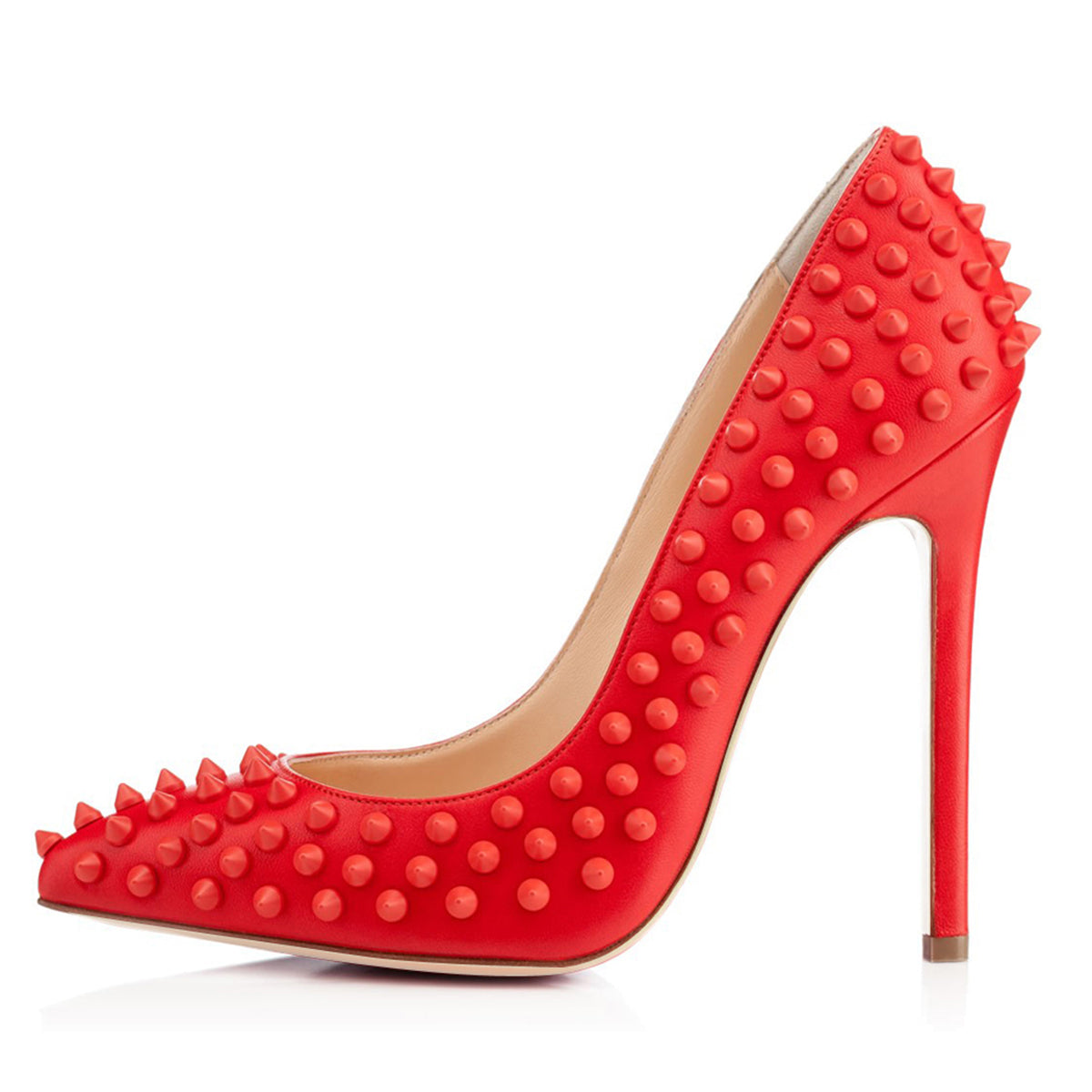 Pumps mit spitzer Zehenpartie und Nieten