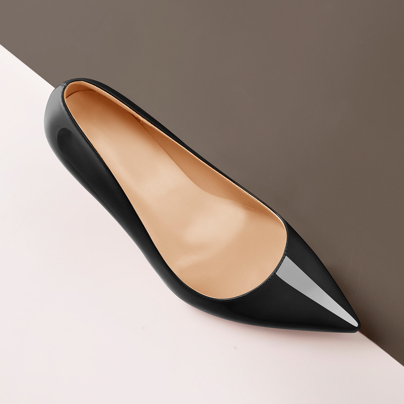 Lackleder klassischer Stiletto Pumps zum Hineinschlüpfen