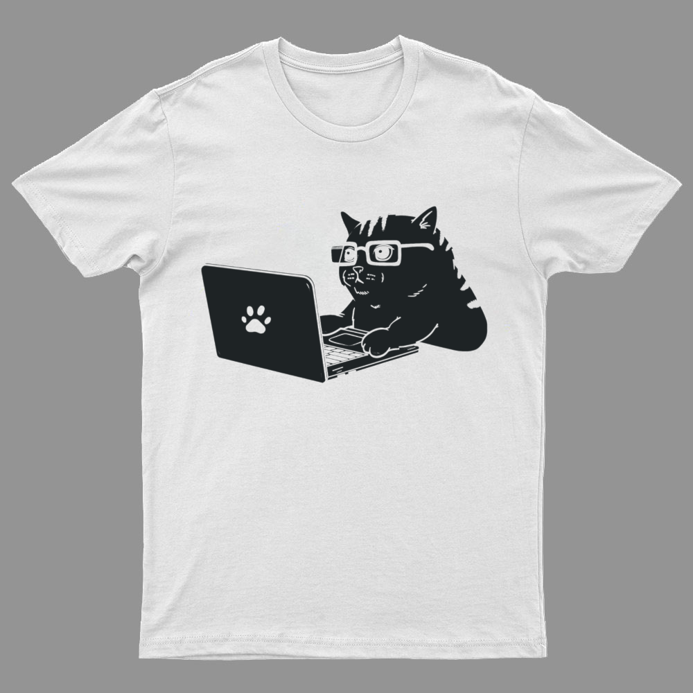 Cats & Computers Geeky T-Shirt