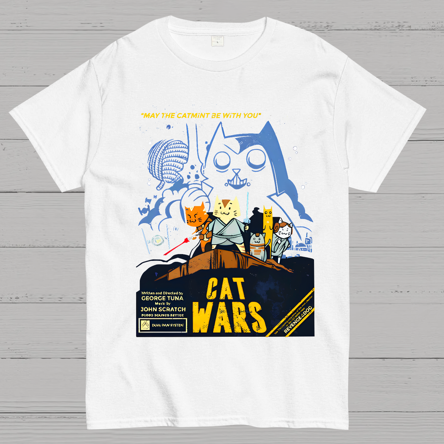 Cat Wars��Revenge of The Dog Geeky T-Shirt