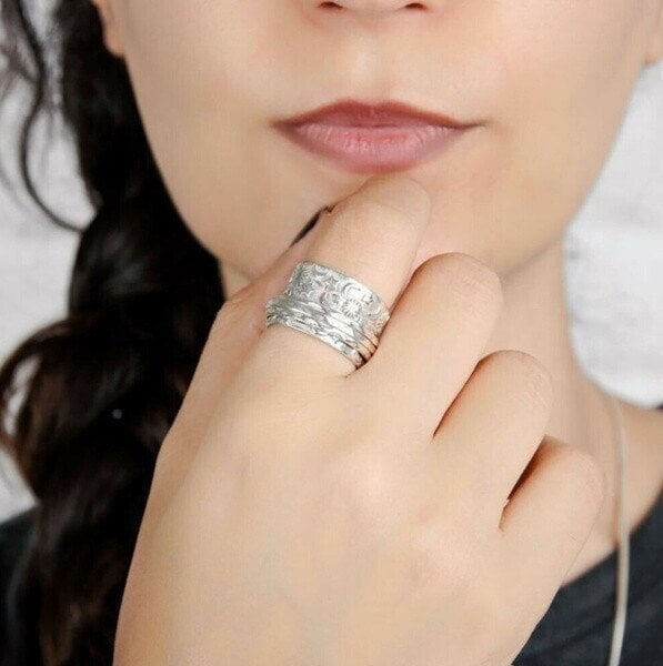 🎁 Spinner Star Moon Sun Ring🌌