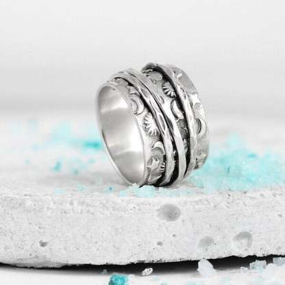 🎁 Spinner Star Moon Sun Ring🌌