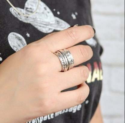 🎁 Spinner Star Moon Sun Ring🌌