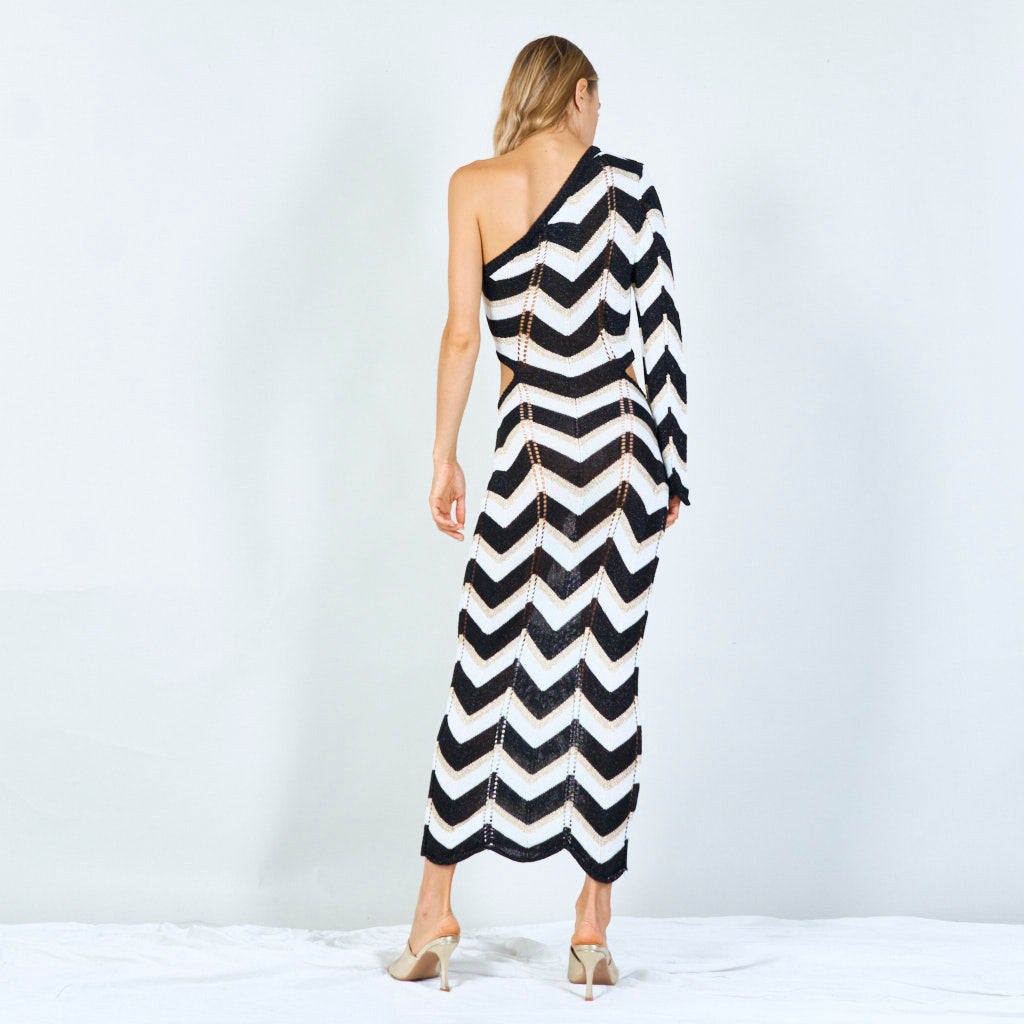 Bold chevron one-shoulder maxi dress