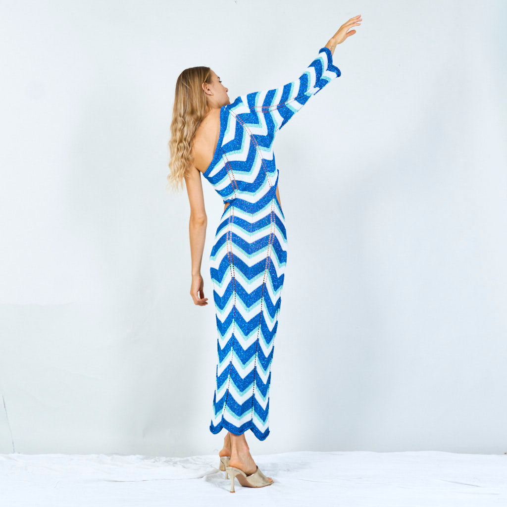 Bold chevron one-shoulder maxi dress