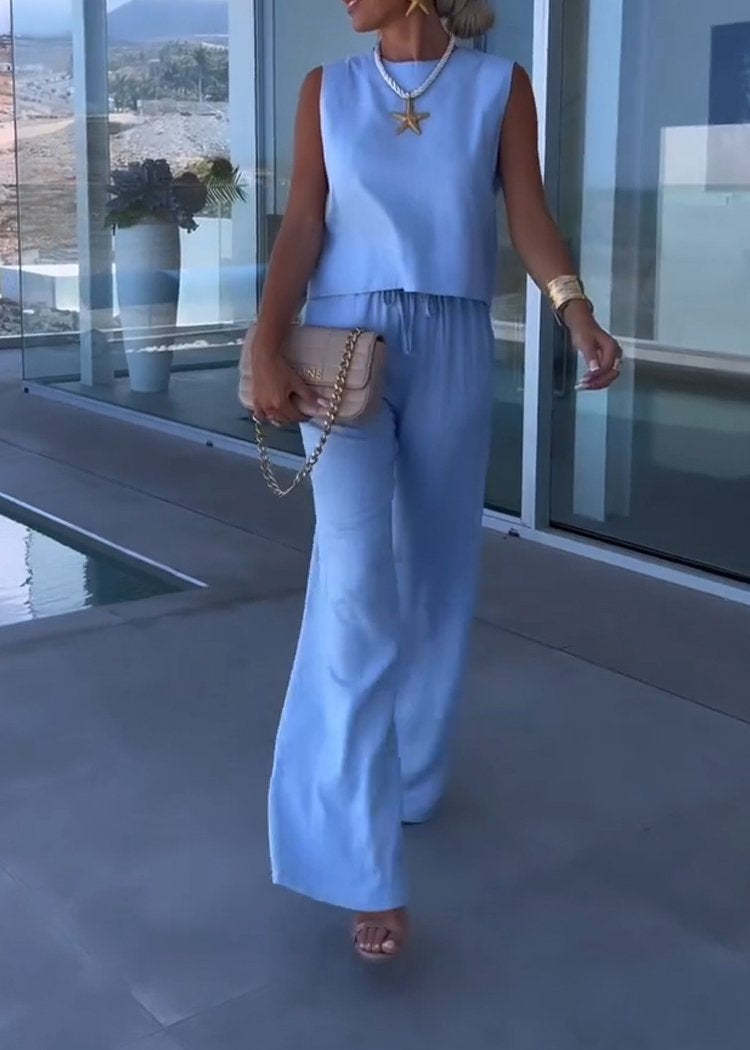 Sleeveless Top and Loose Trousers Suit