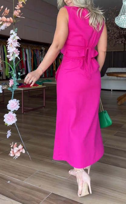 Round Neck Sleeveless Top and Skirt Suit
