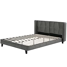 Bett mit Lattenrost