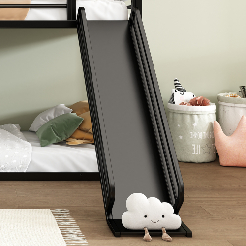 Etagenbett mit Eisenrahmen, oberem Fenster und Rutsche-OKWISH